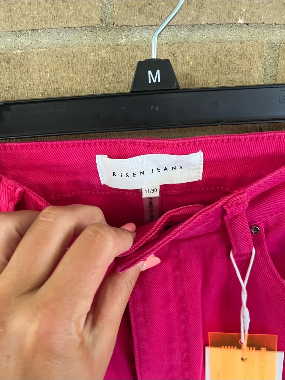 High-Rise Wide-Leg Cargo Jeans in Bright Hot Pink - Picture 2 of 3
